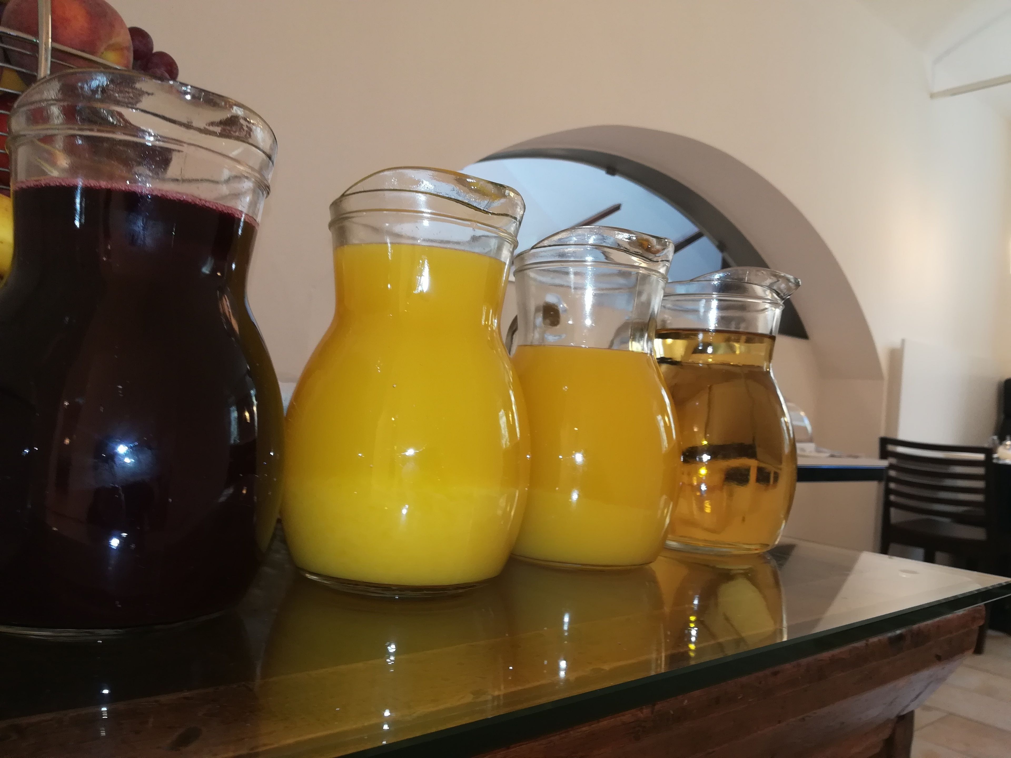 daily buffet breakfast (eur 14 per person)