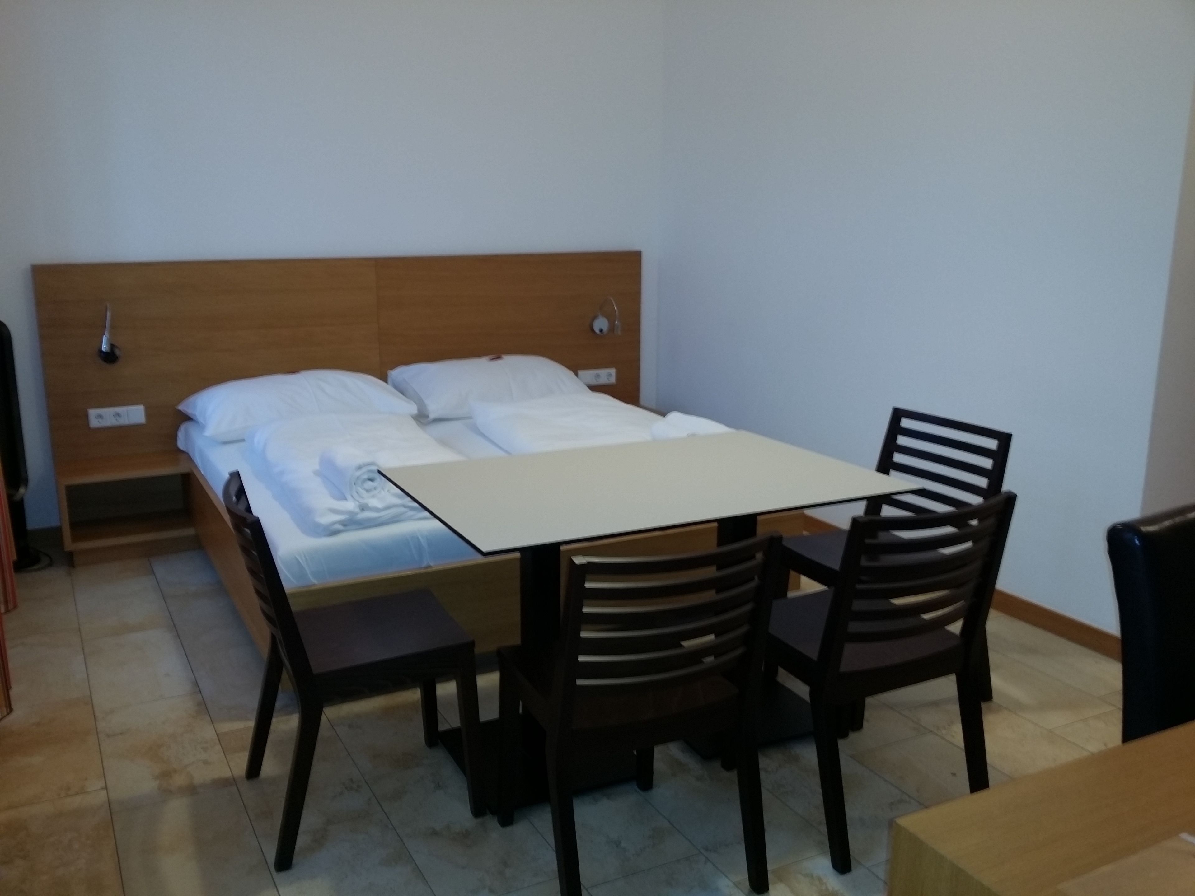 double room | premium bedding, minibar, desk, iron/ironing board