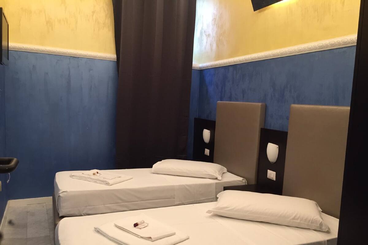 PREMIUM Twin Room | WiFi (free), bed sheets