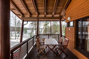 Comfort Suite, 2 Bedrooms, Sauna | Balcony view
