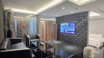 Luxury Double Room (CRYSTAL) | Blackout drapes, soundproofing, free WiFi, bed sheets