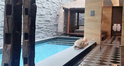 Orient Luxury Villa Motel