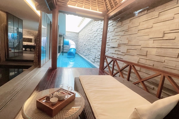 Luxury Double Room (CRYSTAL) | Bathroom | Separate tub and shower, jetted tub, rainfall showerhead