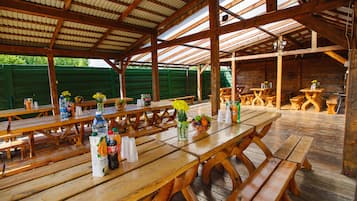 Grill-/Picknickplatz