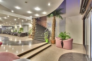 Lobby - Hotel Antroyal (Antalya)