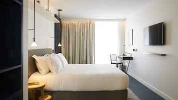 1 bedroom, in-room safe, desk, soundproofing