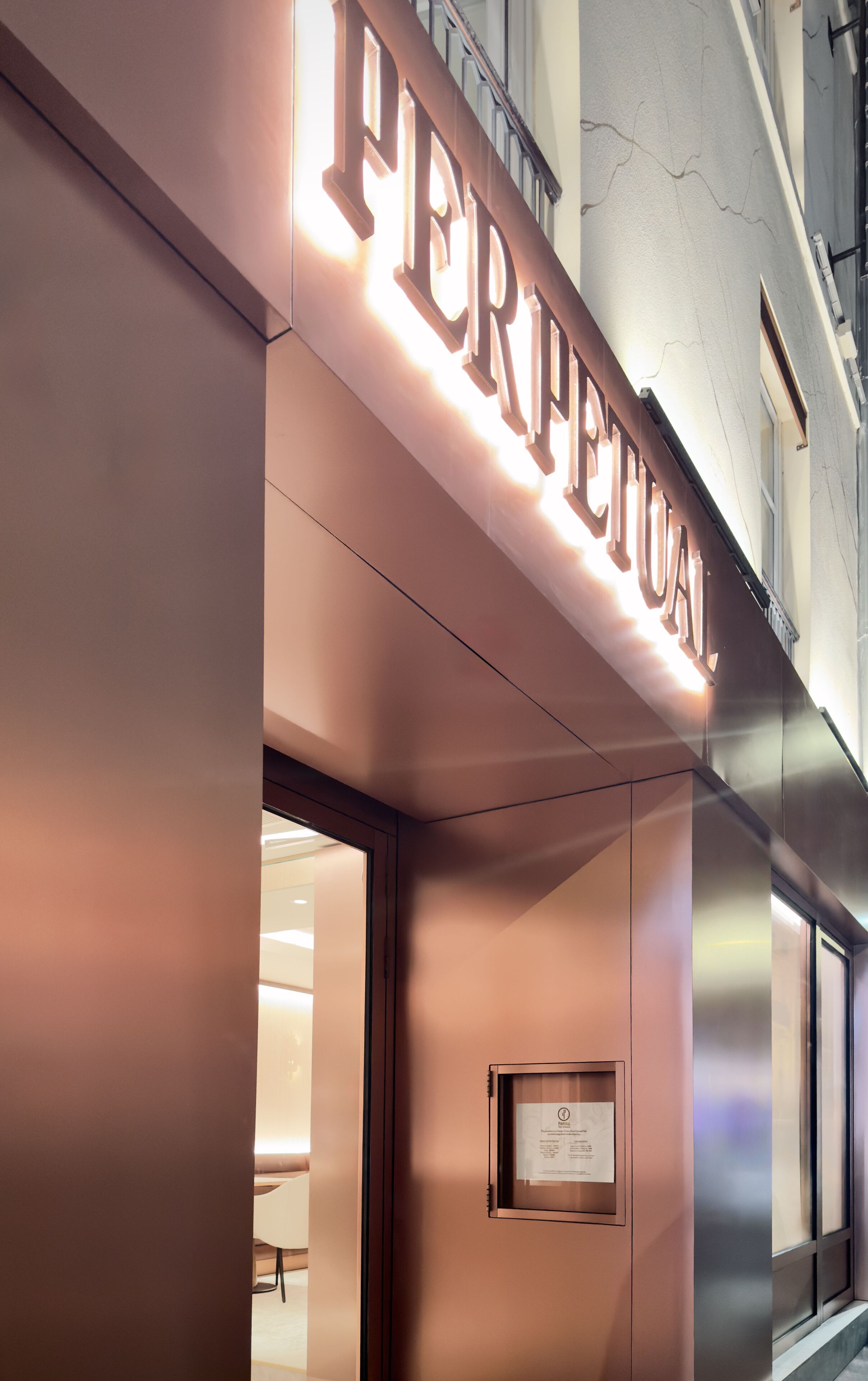 Fasade – kveld/natt