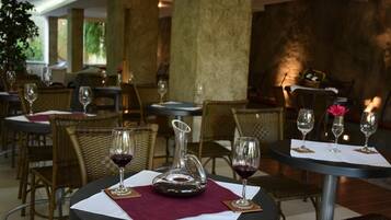 Almoço e jantar, culinária regional