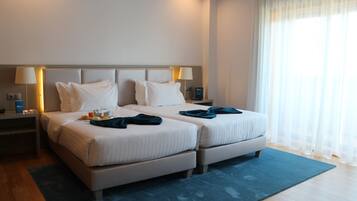 Minibar, in-room safe, desk, soundproofing