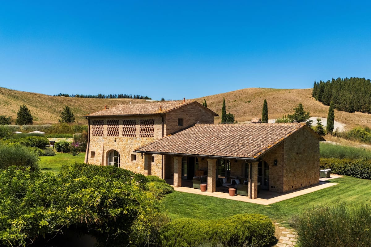 Ropa de cama hipoalergénica, cubrecamas y minibar