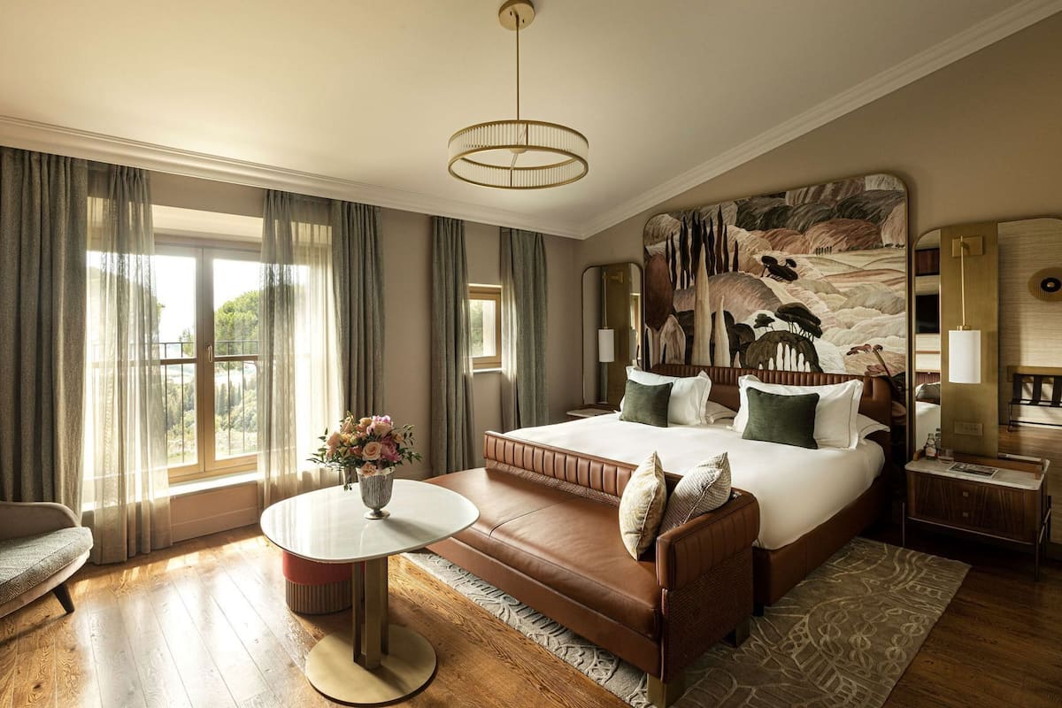 Ropa de cama hipoalergénica, edredón y minibar