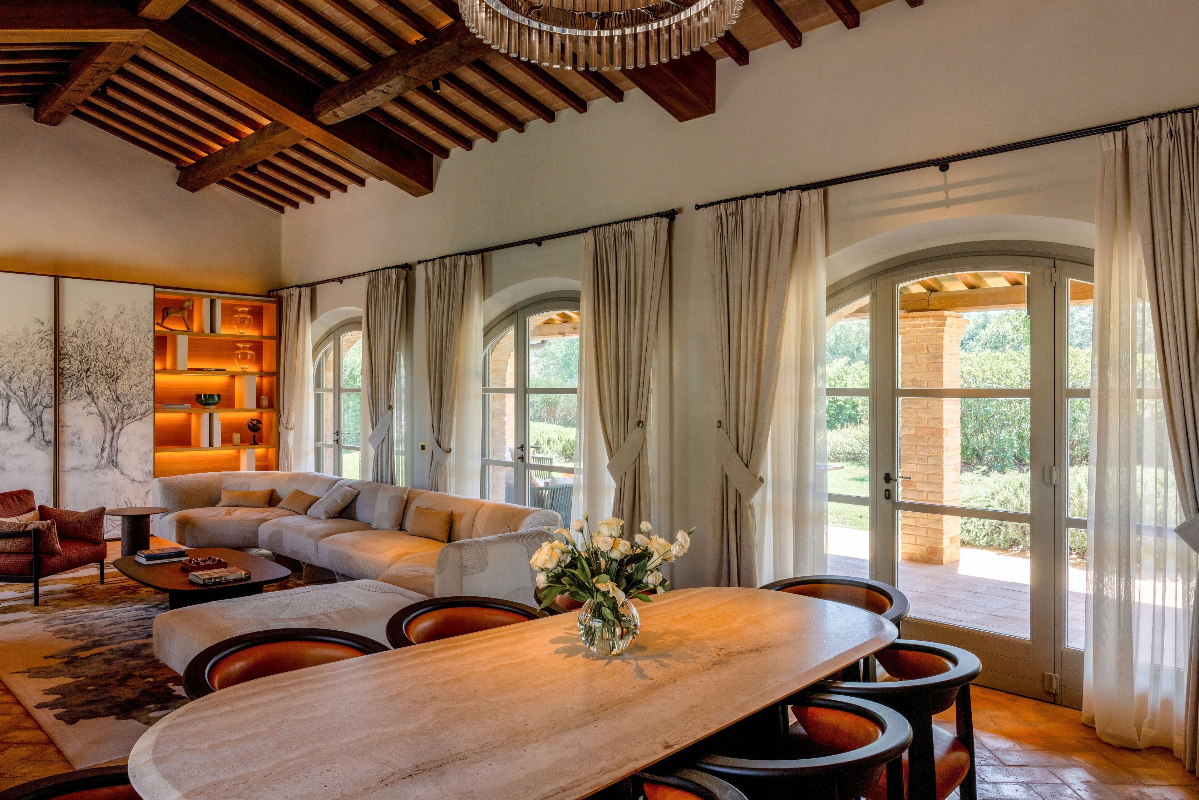 Zimmer (Il Fienile) | Wohnbereich | 55-Zoll-Flachbildfernseher mit Satellitenempfang, Fernseher, Netflix