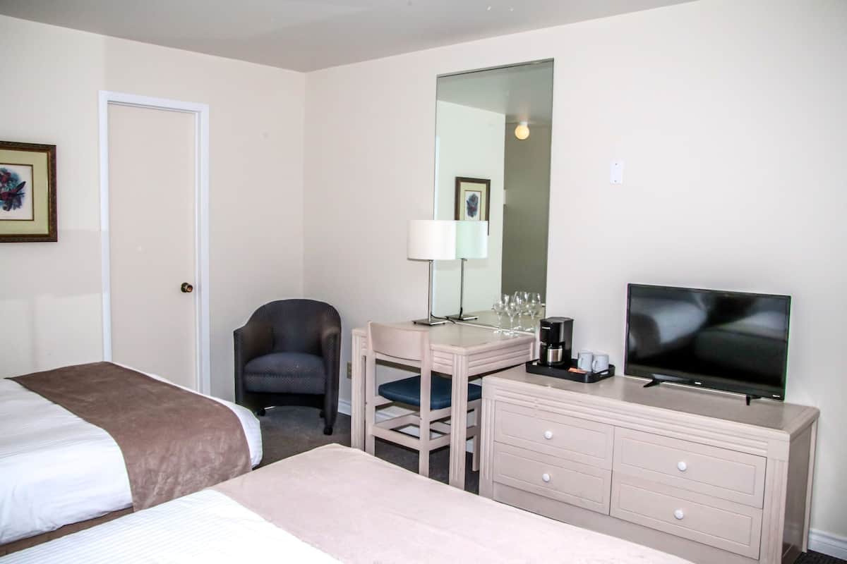 Economy Room, 2 Double Beds | Premium bedding, iron/ironing board, cots/infant beds, rollaway beds