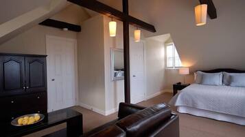 Literie de qualité supérieure, fer et planche à repasser