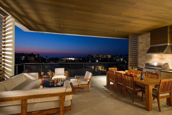 Villa, 2 camere da letto, vista giardino | Terrazza/patio