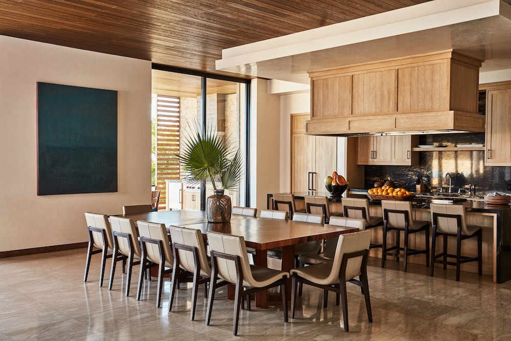 Chileno Bay Resort & Residences, Auberge Resorts Collection by null