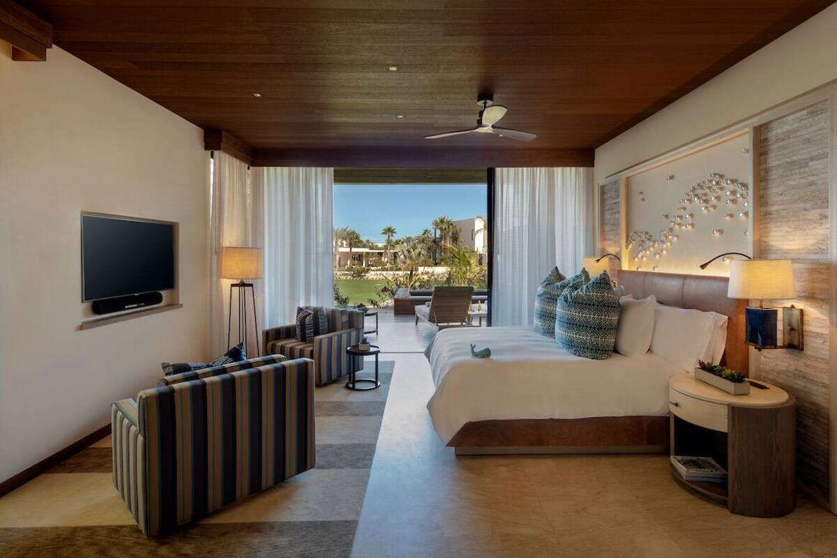 ห้องพัก, เตียงคิงไซส์ 1 เตียง, วิวสวน (with Plunge Pool) | เครื่องนอนระดับพรีเมียม, เตียง Tempur-Pedic, มินิบาร์