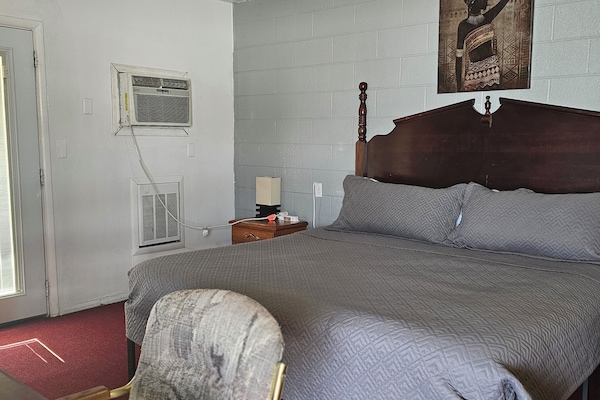 Desk, iron/ironing board, WiFi (free), bed sheets