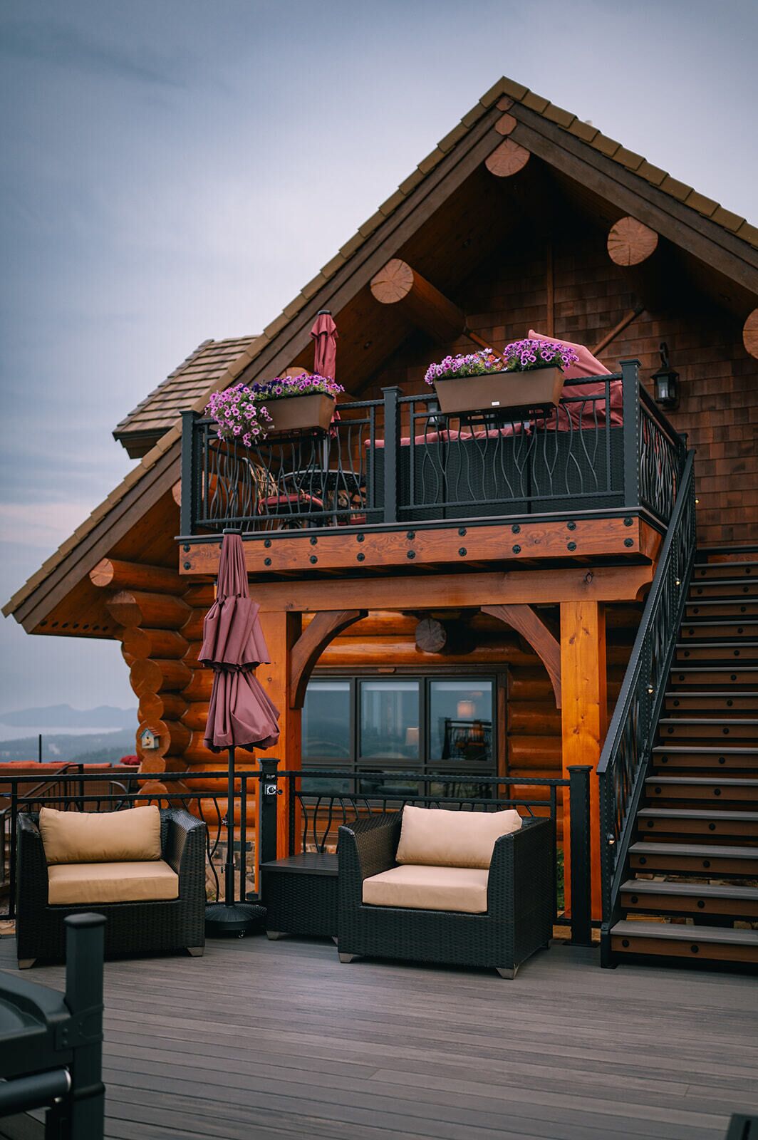 奢華套房, 1 張特大雙人床, 私人浴室, 湖景 | 露台/庭院