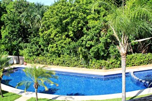 Outdoor pool - B and B SiPlaya (Playa del Carmen)
