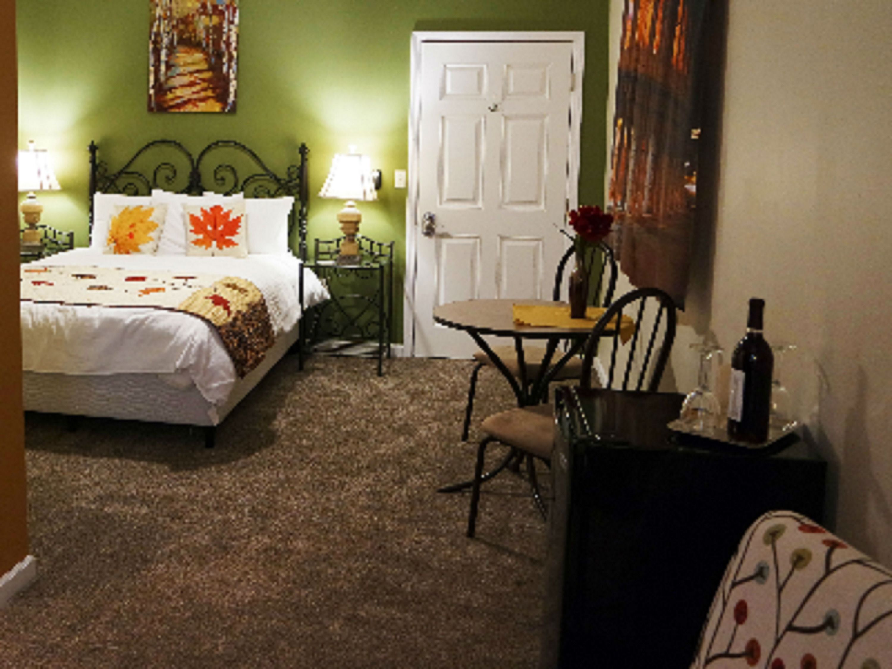 Individually decorated, iron/ironing board, free WiFi