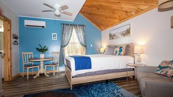 Individually decorated, iron/ironing board, free WiFi