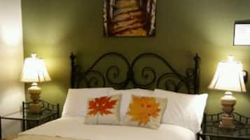 Individually decorated, iron/ironing board, free WiFi