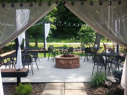 Deer Creek Winery at Brooks Estate