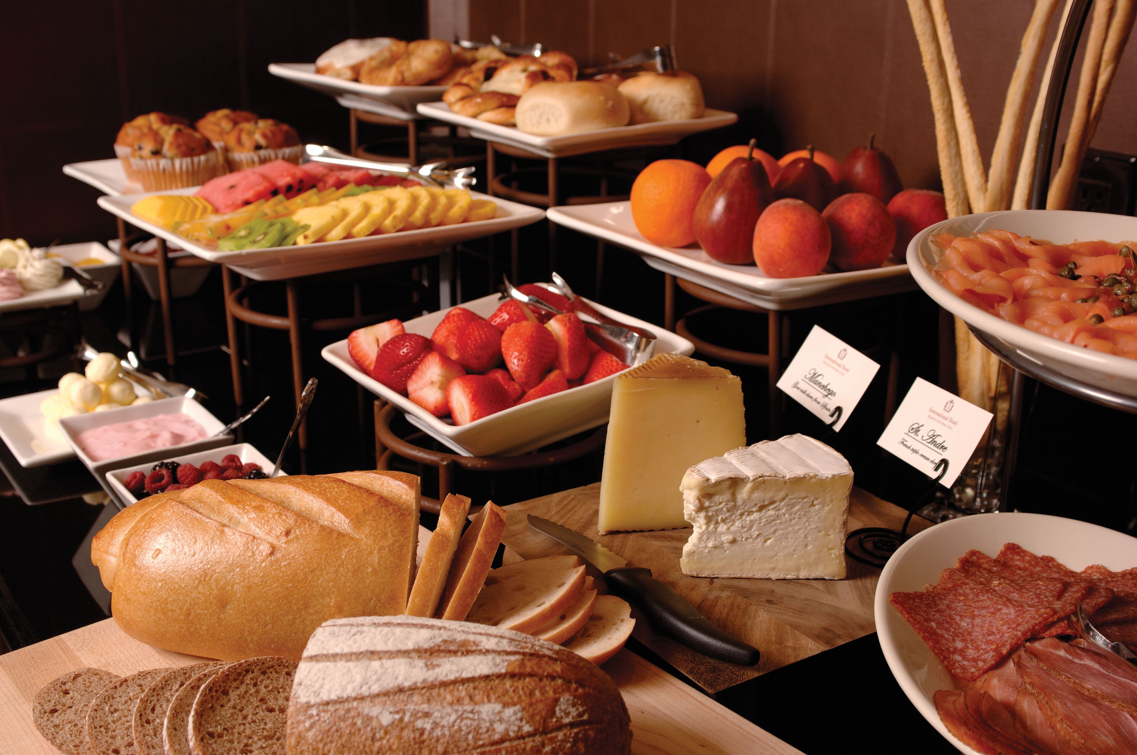 free daily self-service breakfast