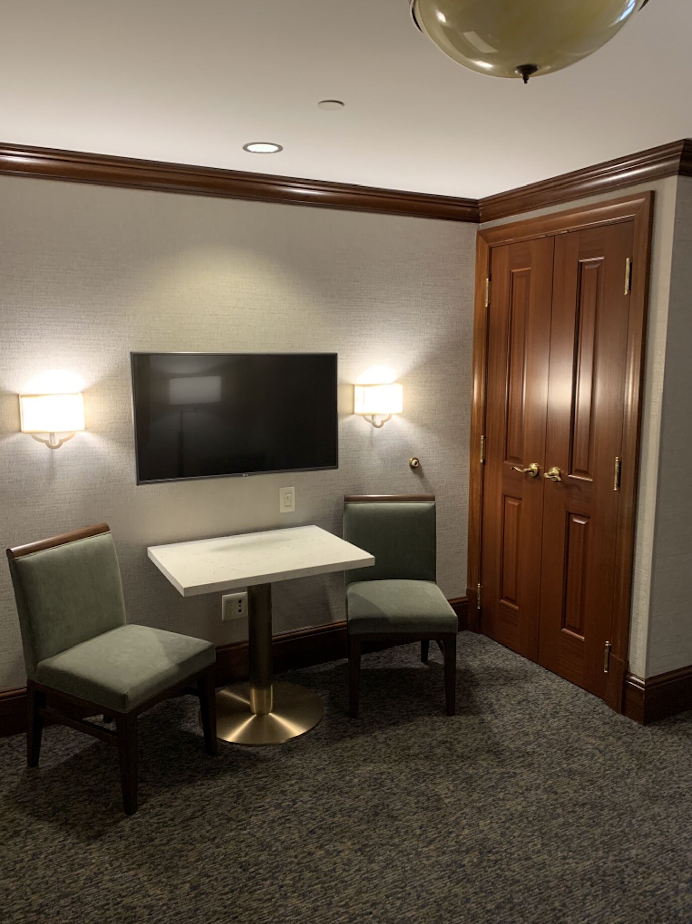 premium bedding, down duvets, individually decorated