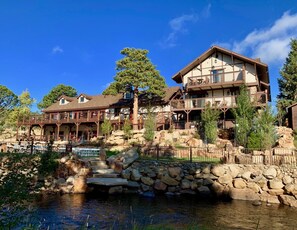 Exterior - The Landing at Estes Park - Riverside Retreat (Estes Park)