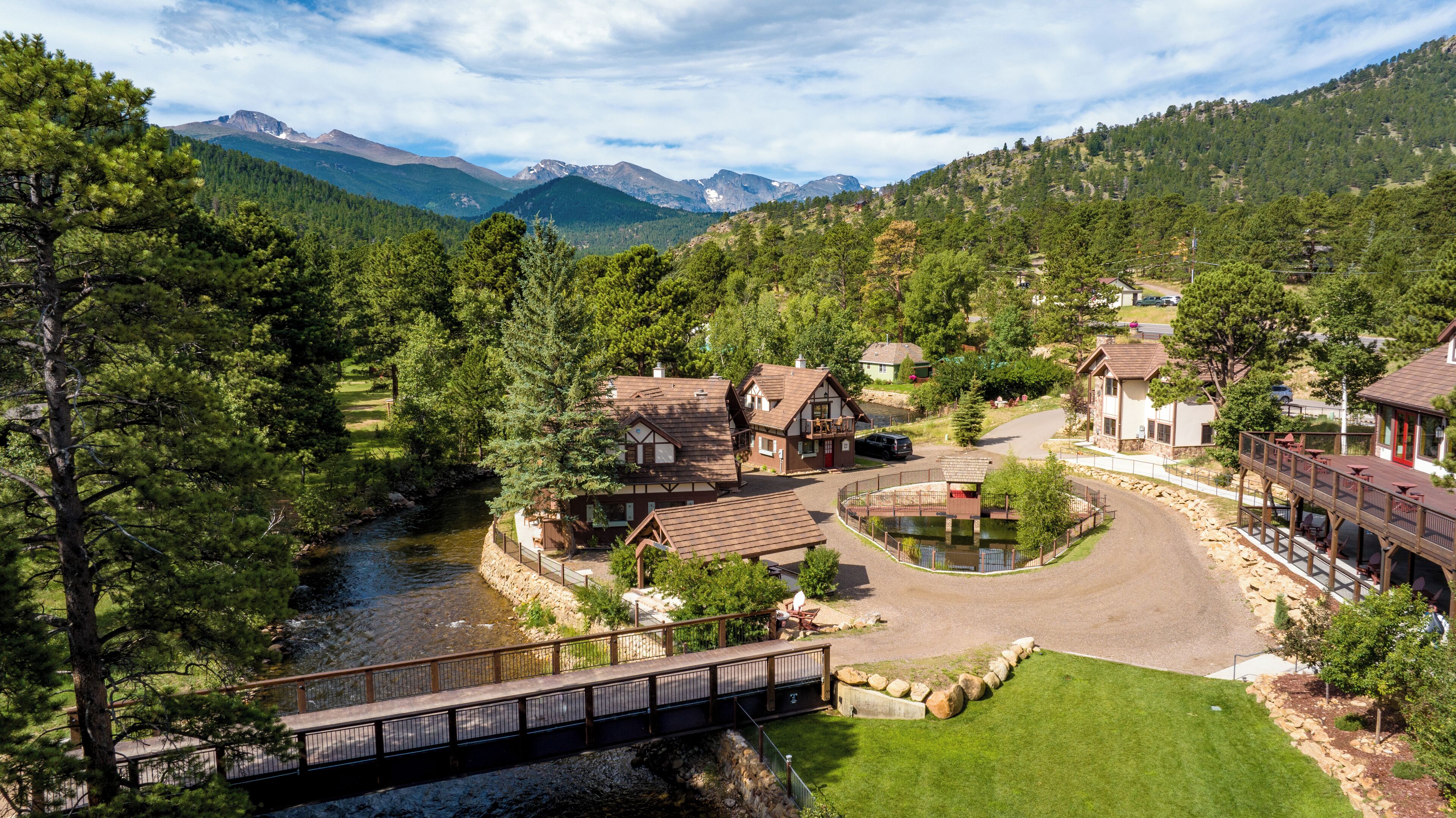 Cabin, 2 phòng ngủ, bếp, quang cảnh sông | Bộ đồ giường cao cấp, bàn, truy cập Internet không dây miễn phí 