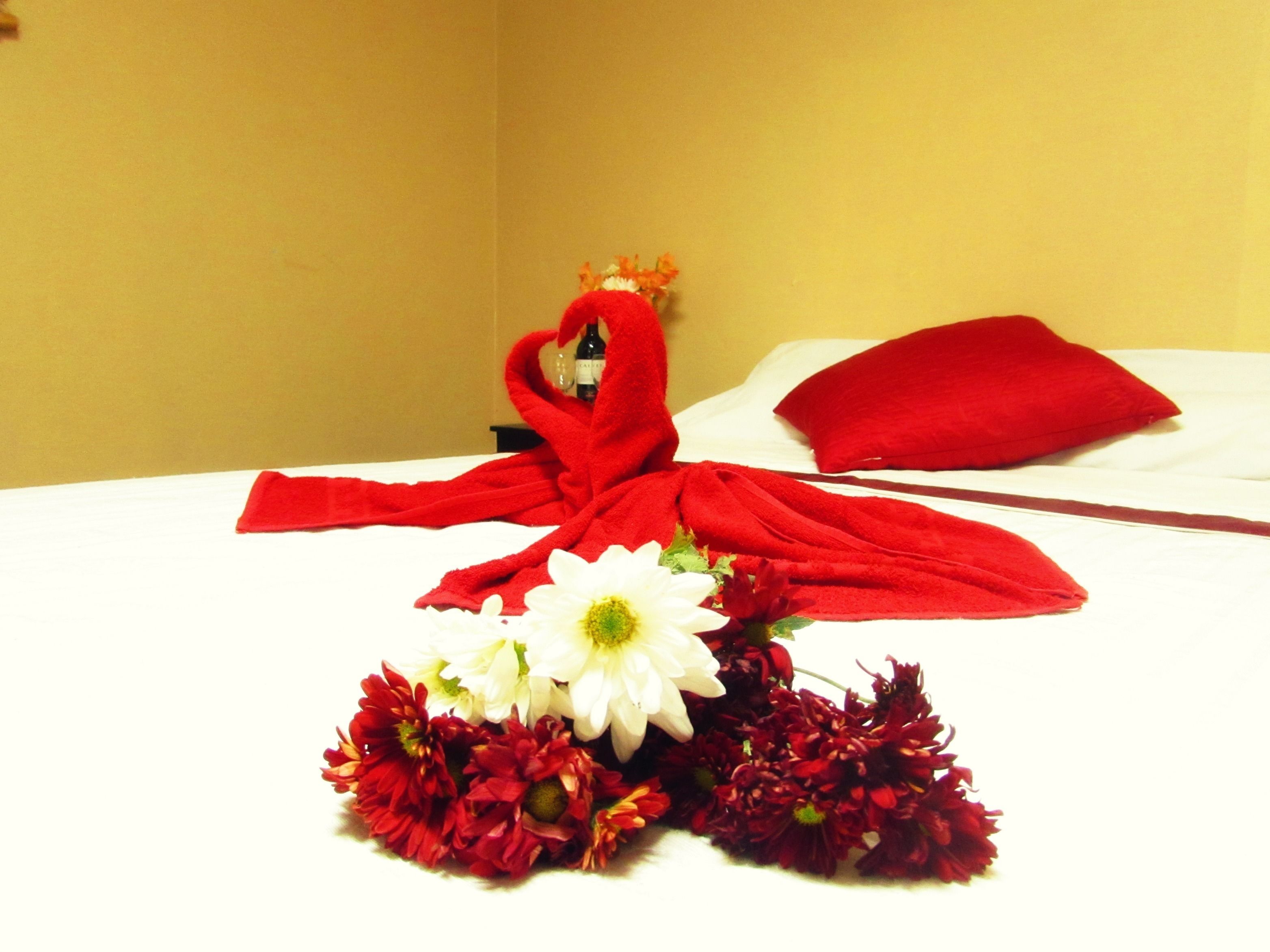 Traditional Double Room, Courtyard Area | Minibar, desk, rollaway beds, free WiFi