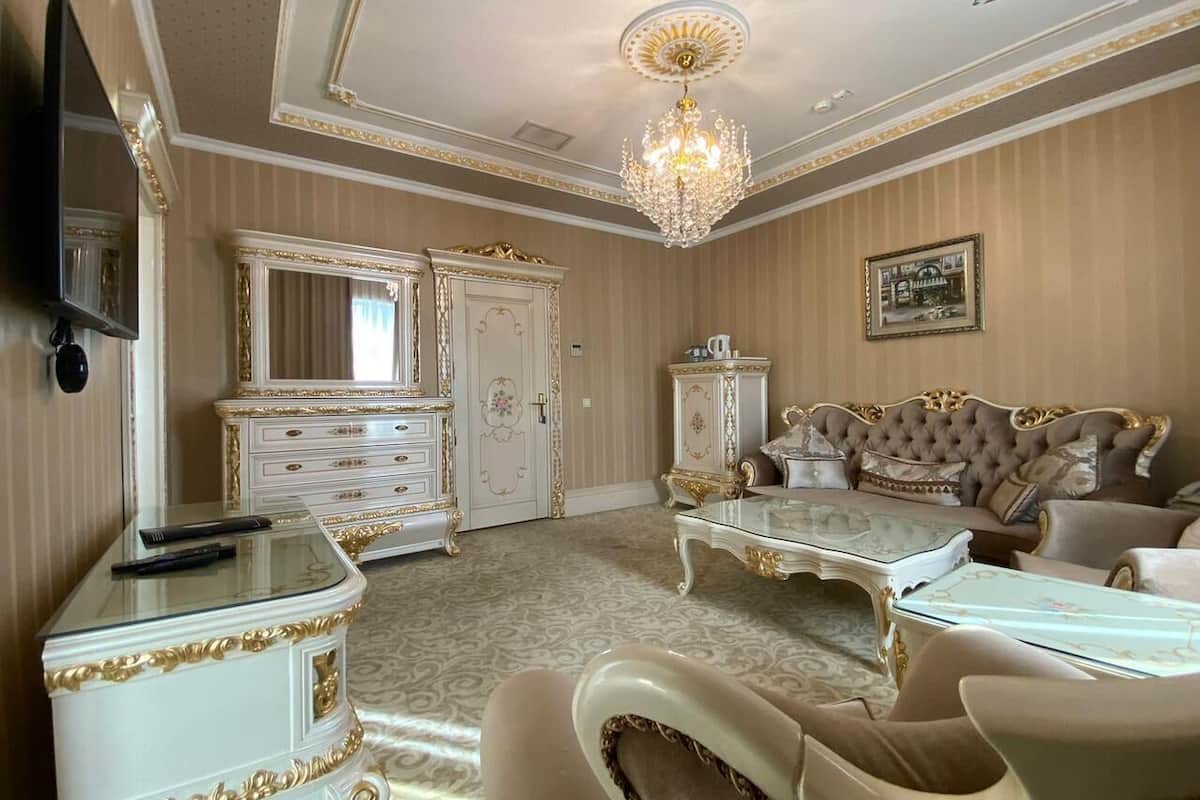 Presidential Apartment | Living area
