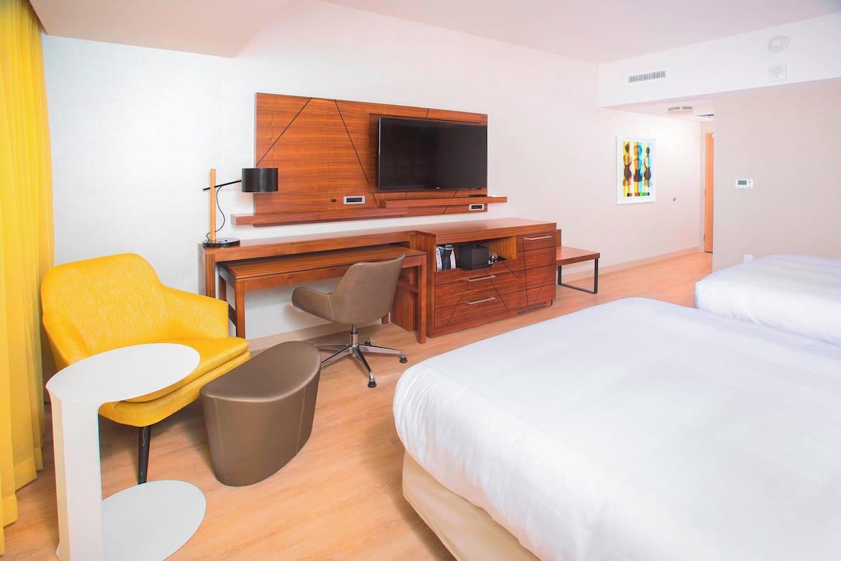 Premium bedding, in-room safe, individually furnished, desk