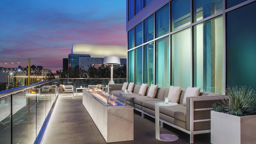 Courtyard by Marriott Santa Monica