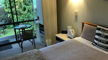 Habitación doble | Ropa de cama hipoalergénica y decoración personalizada