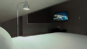 Free WiFi, bed sheets