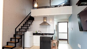 Ferienhaus, 1 Schlafzimmer | Eigene Küche | Kühlschrank, Herdplatte, Reiskocher, Kochgeschirr/Geschirr/Besteck