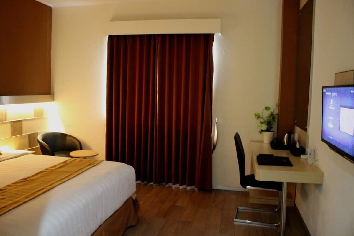 Chambre Deluxe double | Bureau, rideaux d’obscurcissement, accès au Wi-Fi (inclus)