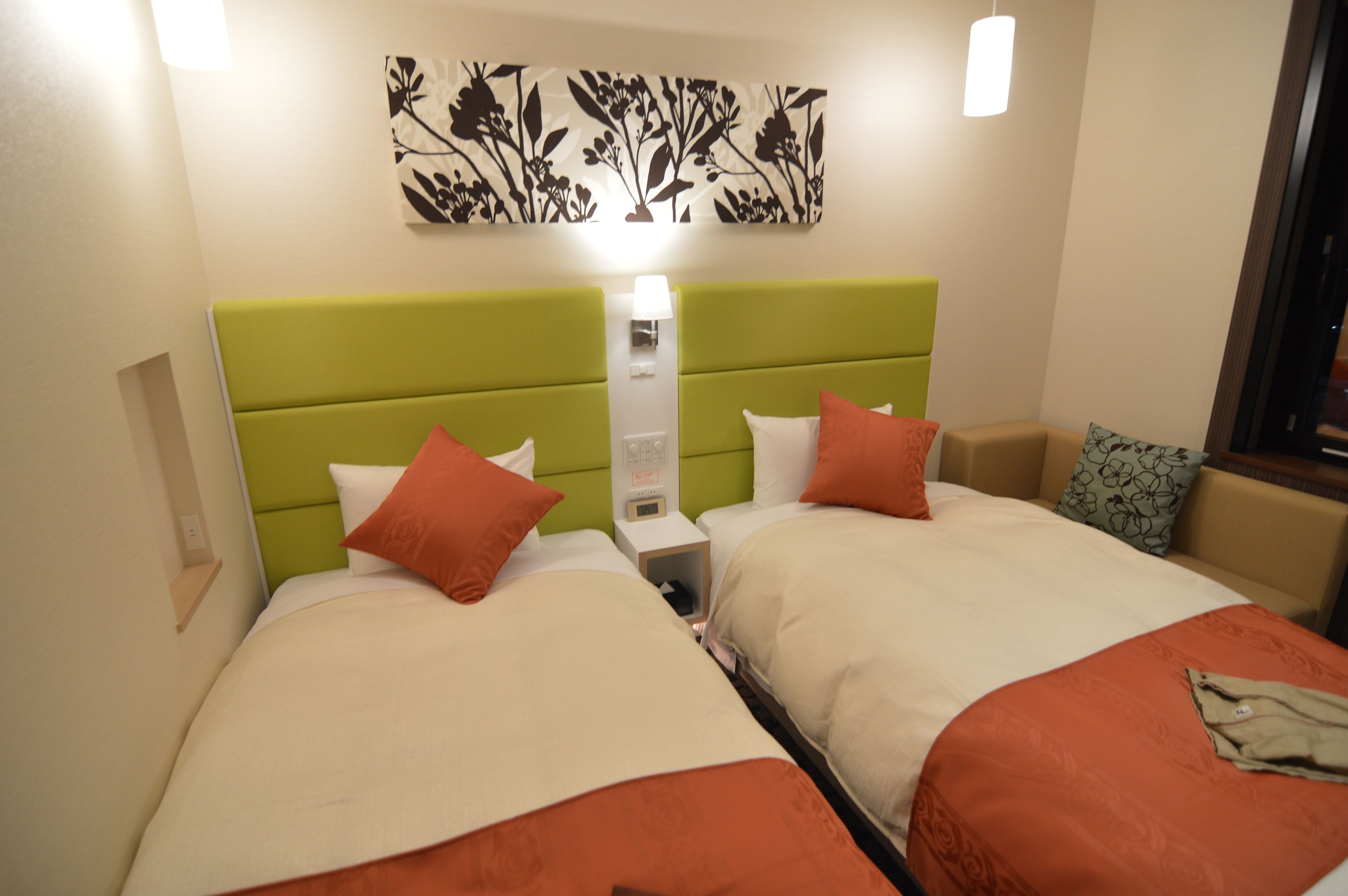 1 bedroom, desk, soundproofing, iron/ironing board