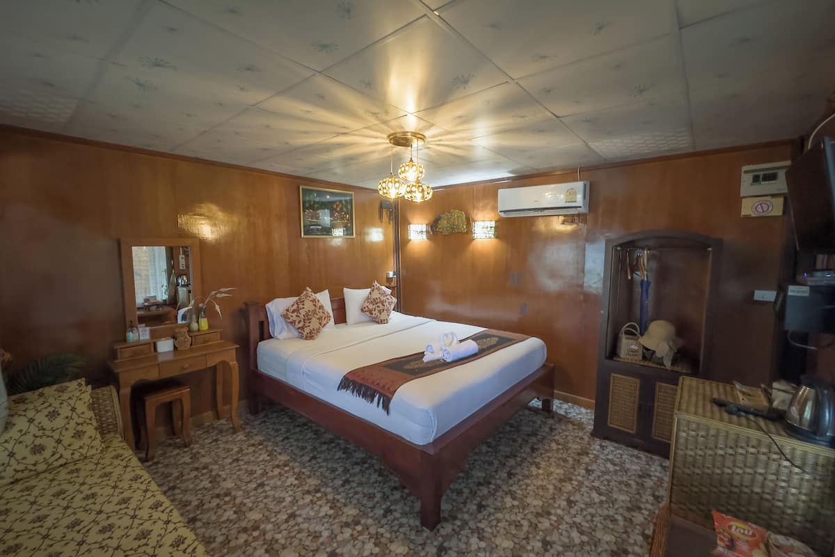 Beachfront Bungalow | 房內夾萬、書桌、遮光窗簾/窗簾、免費 Wi-Fi