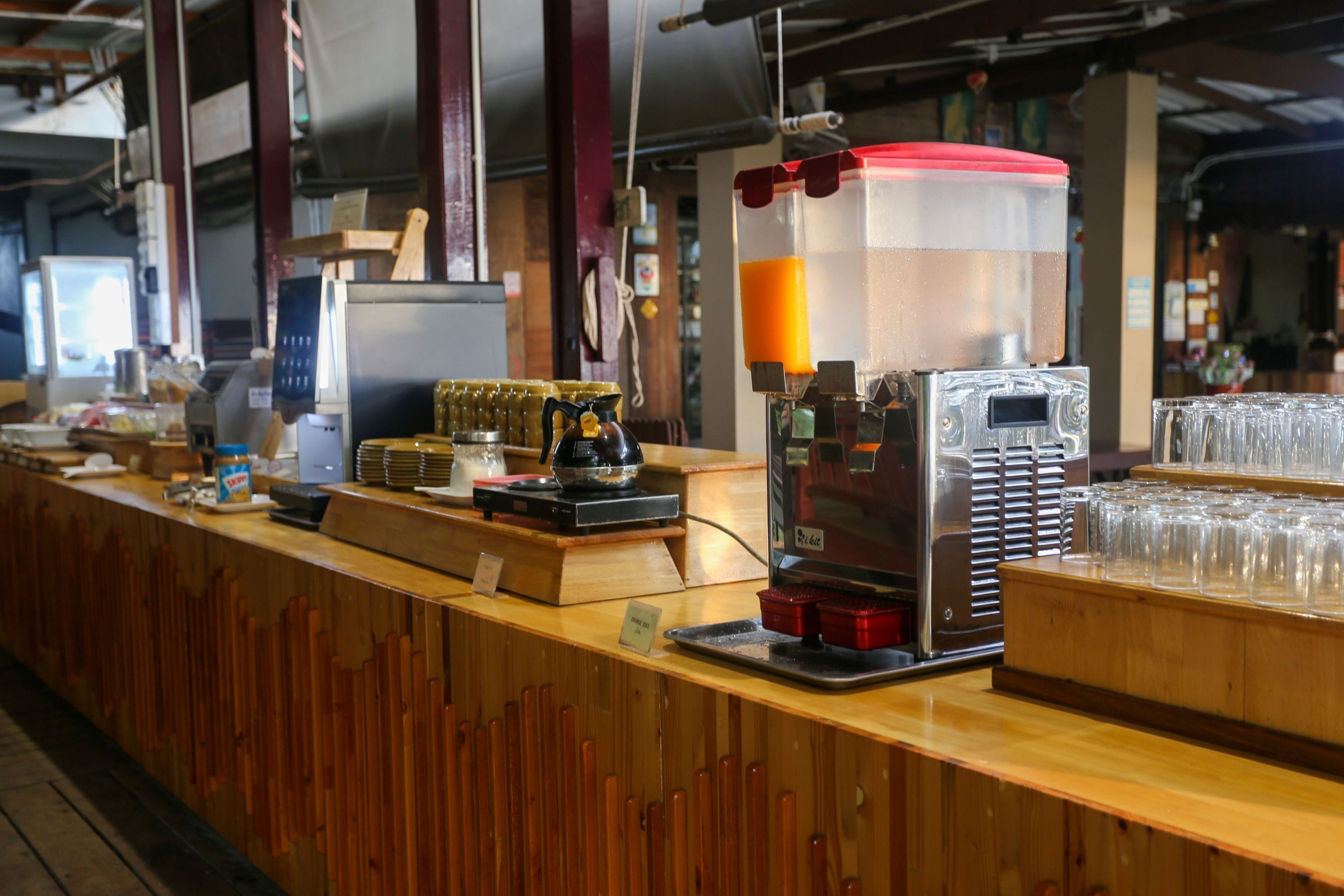 daily buffet breakfast (thb 250 per person)