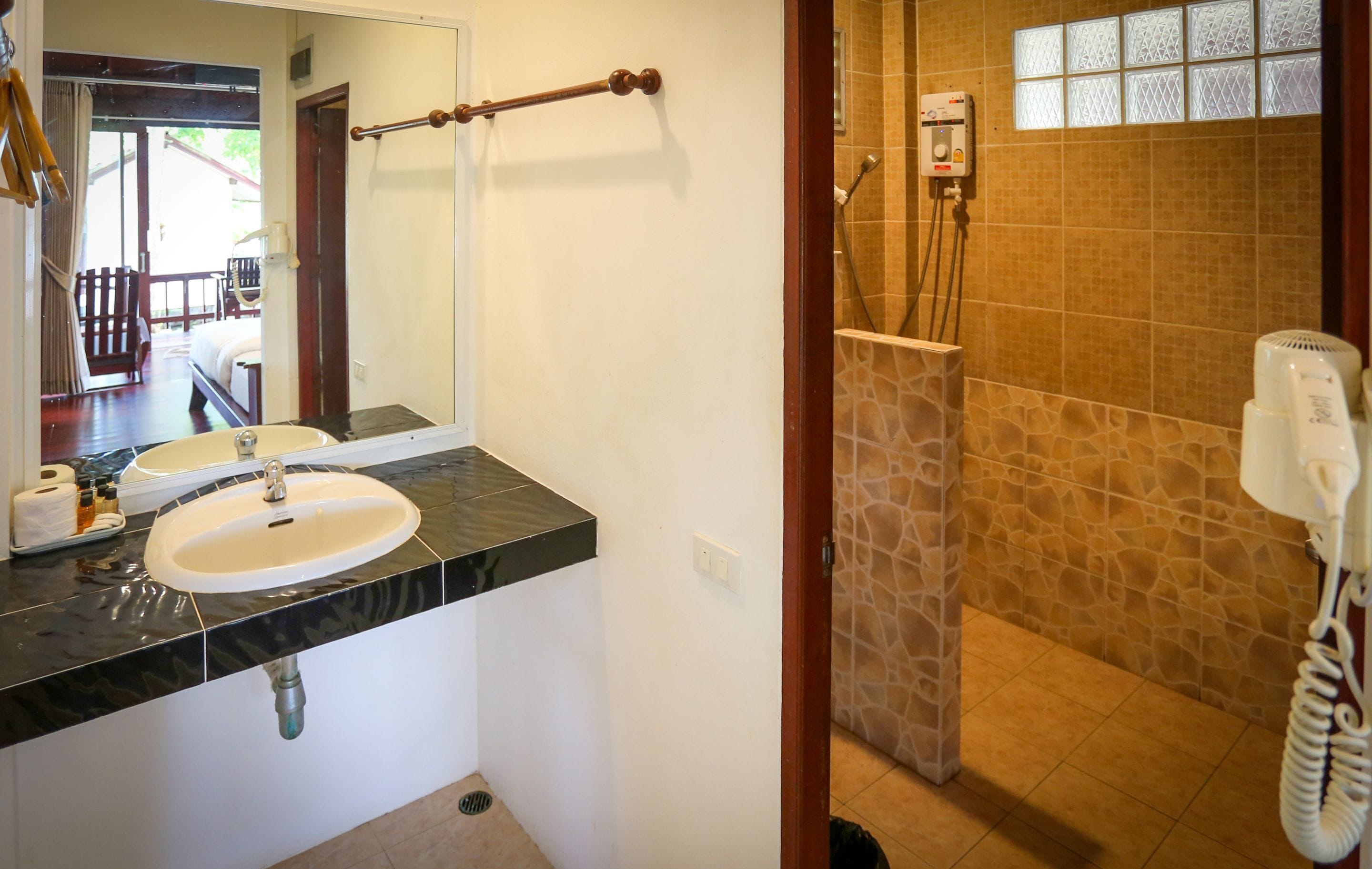 shower, towels, soap, shampoo