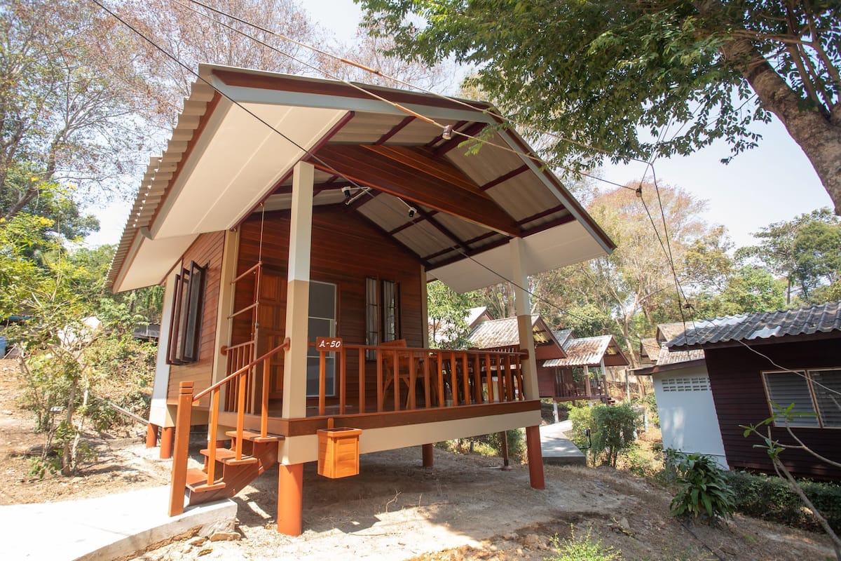 Standard Garden View 3 Persons | 1 bedroom, free WiFi, bed sheets