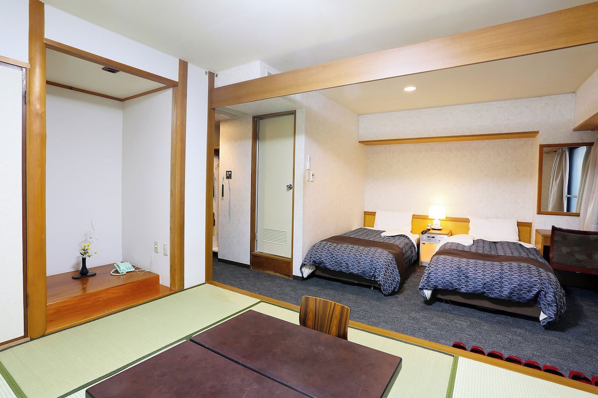 Zimmer im japanischen Stil, Mehrere Betten, Nichtraucher (Japanese-Western style room, two beds) | Verdunkelungsvorhänge, Bügeleisen/Bügelbrett, kostenloses WLAN