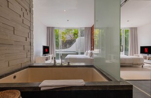 Villa, 2 Bedrooms | Bathroom