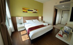Deluxe Room, 1 King Bed - Amansari Hotel Desaru (Bandar Penawar)