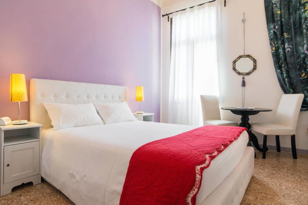 Double Room, Ensuite | In-room safe, cribs (surcharge), rollaway beds (surcharge), WiFi (free)