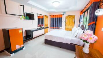 Twin Room | In-room safe, blackout drapes, rollaway beds, free WiFi